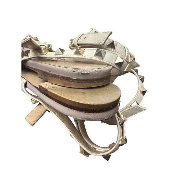 Valentino Garavani Rockstud leather sandals size: 371/2 US 7 - Picture 8 of 12